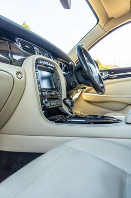 Lot 264 - 2007 Jaguar XJR Supercharged