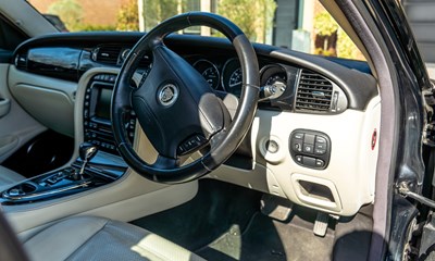 Lot 264 - 2007 Jaguar XJR Supercharged