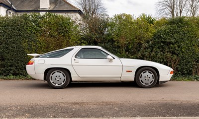 Lot 133 - 1992 Porsche 928 S4