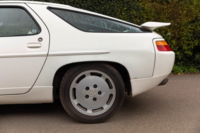 Lot 133 - 1992 Porsche 928 S4