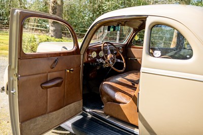 Lot 208 - 1939 Ford V8 DeLuxe Coupé