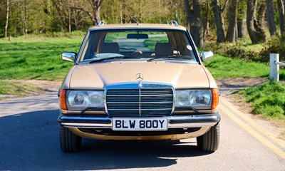 Lot 103 - 1983 Mercedes-Benz 230 TE