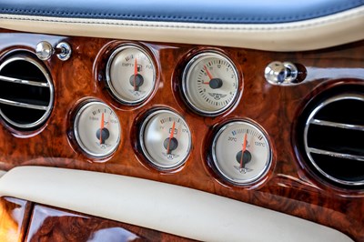 Lot 104 - 2002 Bentley Arnage R