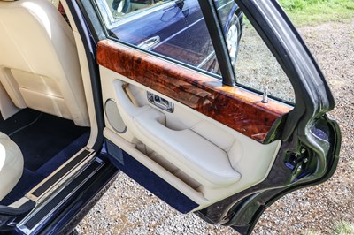 Lot 104 - 2002 Bentley Arnage R