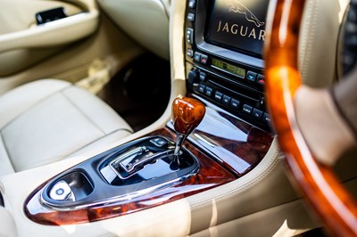 Lot 155 - 2007 Jaguar XJR 4.2 Supercharged to Sovereign Specification