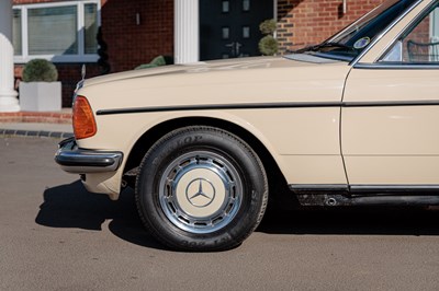 Lot 128 - 1980 Mercedes-Benz 280 CE