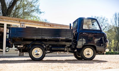 Lot 172 - 1963 Ford Thames 15 Tipper