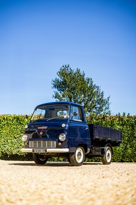 Lot 172 - 1963 Ford Thames 15 Tipper