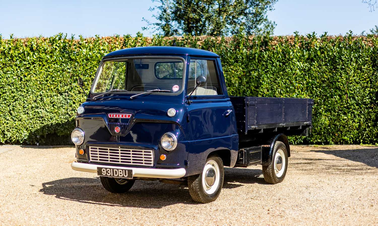 Lot 172 - 1963 Ford Thames 15 Tipper