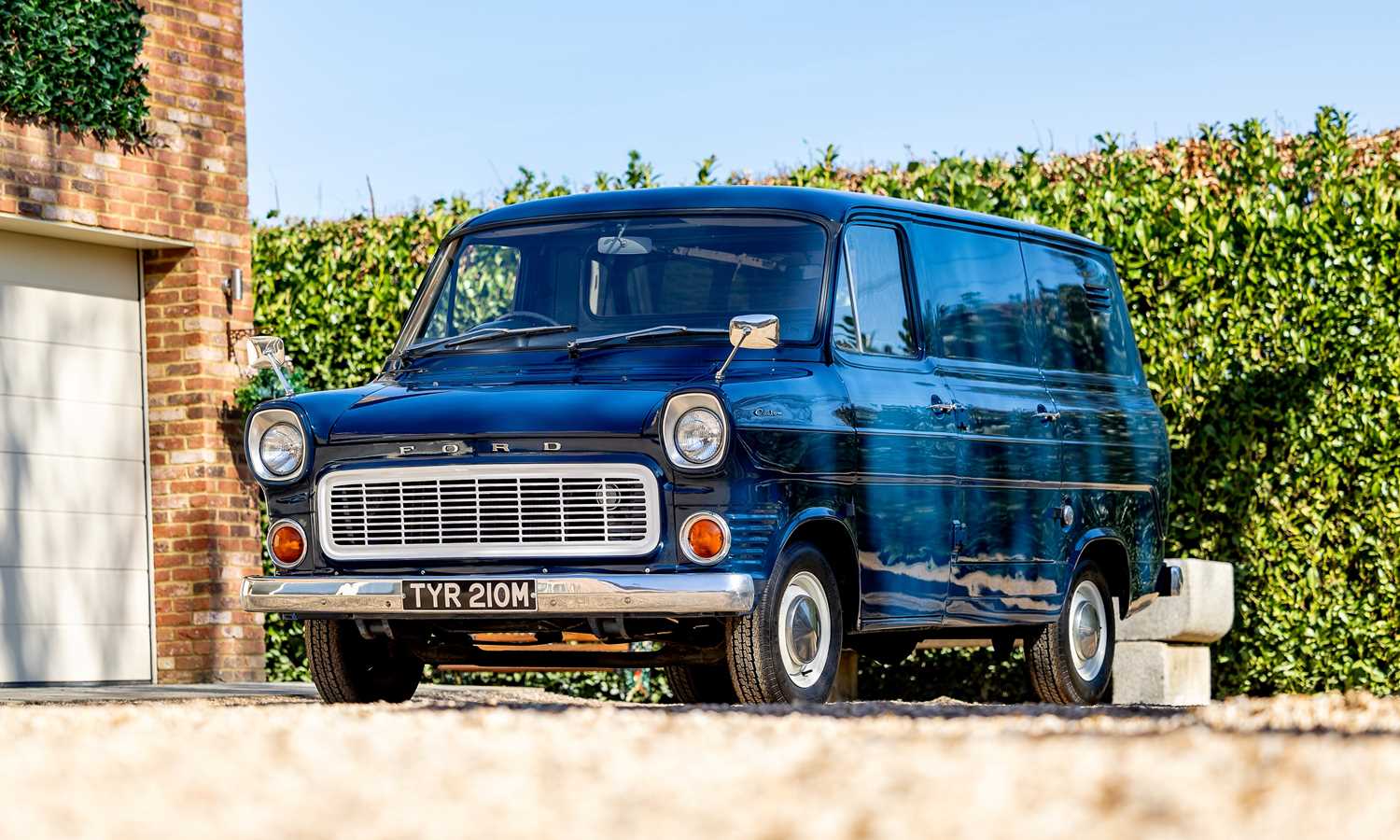 Lot 143 - 1973 Ford Transit Mk. I