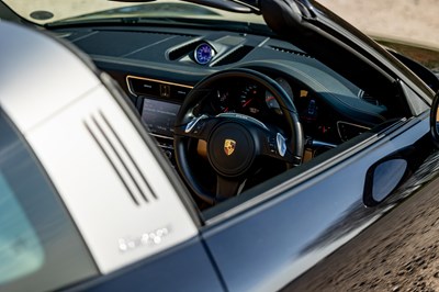 Lot 199 - 2015 Porsche 911/991.1 Carrera 4S Targa