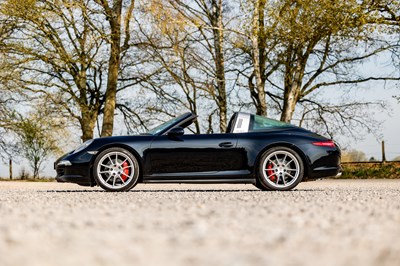 Lot 199 - 2015 Porsche 911/991.1 Carrera 4S Targa