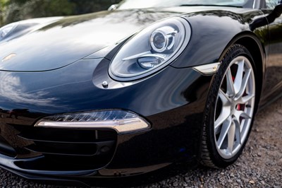 Lot 199 - 2015 Porsche 911/991.1 Carrera 4S Targa
