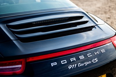 Lot 199 - 2015 Porsche 911/991.1 Carrera 4S Targa