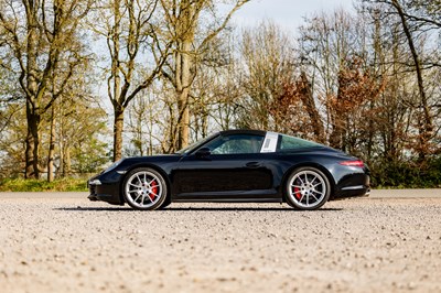 Lot 199 - 2015 Porsche 911/991.1 Carrera 4S Targa
