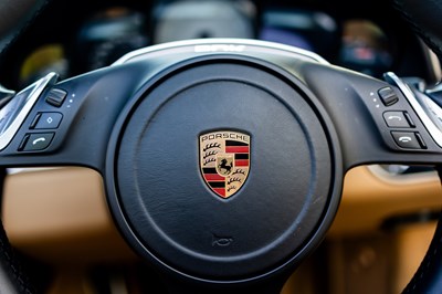 Lot 199 - 2015 Porsche 911/991.1 Carrera 4S Targa
