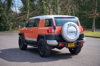Lot 218 - 2013 Toyota FJ Cruiser