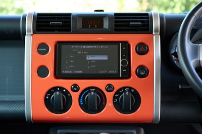 Lot 218 - 2013 Toyota FJ Cruiser