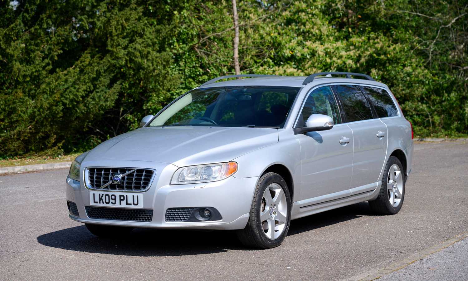Lot 253 - 2009 Volvo V70 SE Auto