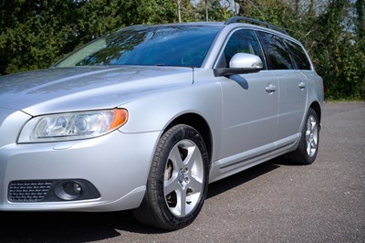 Lot 253 - 2009 Volvo V70 SE Auto