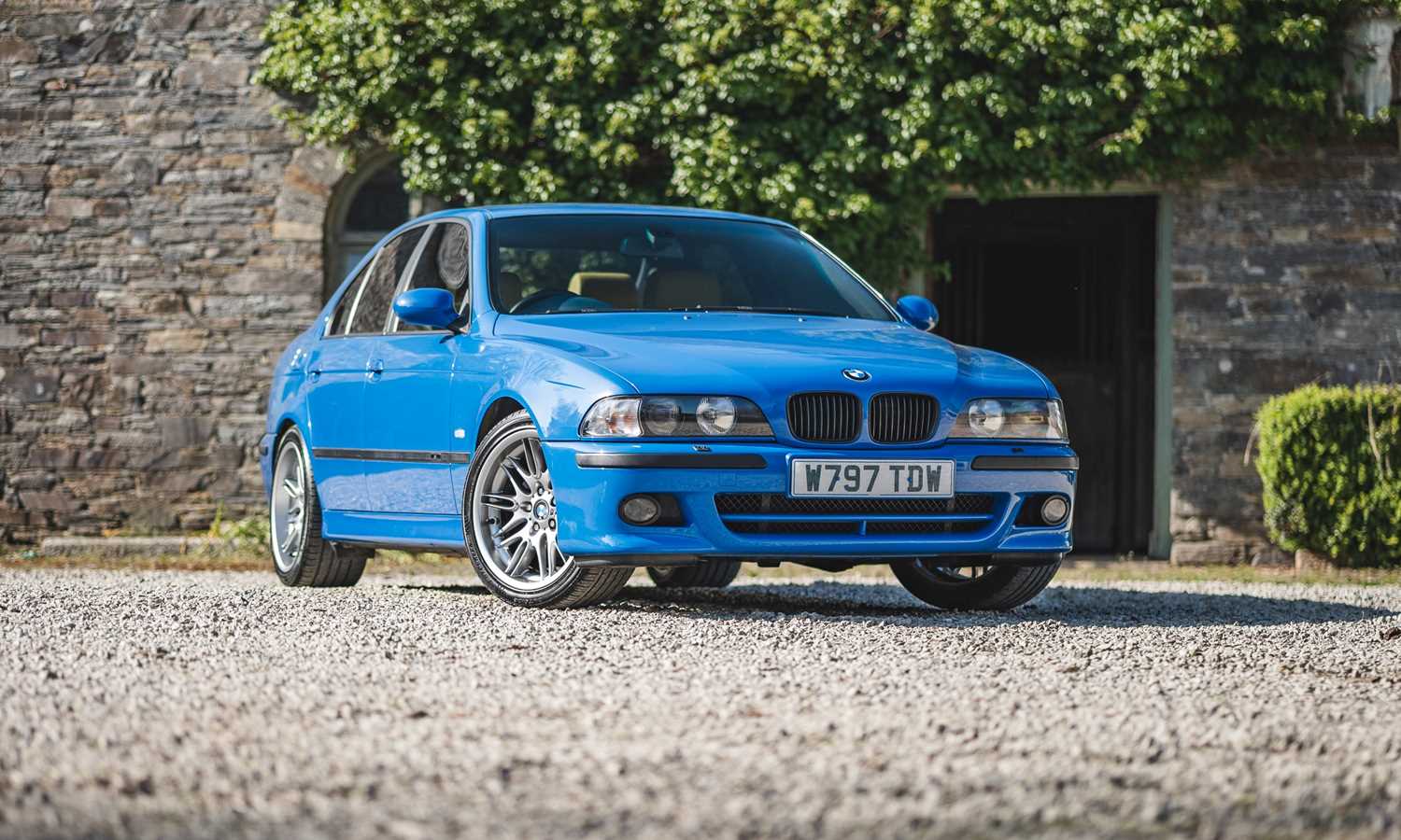 Lot 256 - 2000 BMW 528i Individual