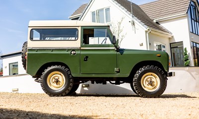 Lot 136 - 1970 Land Rover Series IIA 88"