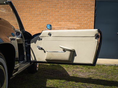 Lot 212 - 1971 Mercedes-Benz 230 SL Pagoda