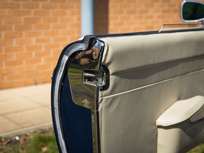 Lot 212 - 1971 Mercedes-Benz 230 SL Pagoda