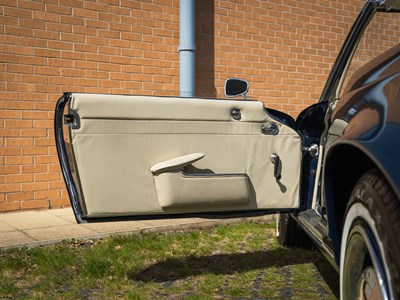 Lot 212 - 1971 Mercedes-Benz 230 SL Pagoda