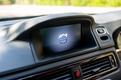 Lot 262 - 2014 Volvo V70