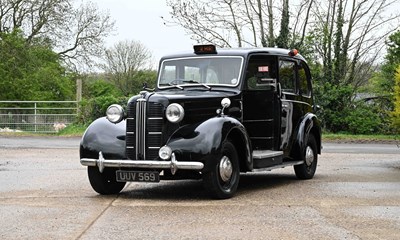 Lot 113 - 1957 Austin FX3 Taxi