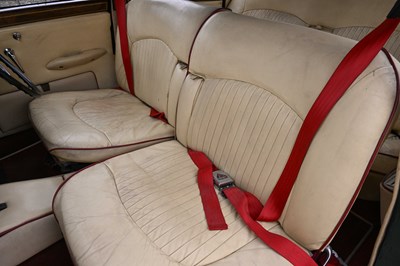 Lot 108 - 1964 Daimler 420 Sovereign