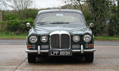 Lot 108 - 1964 Daimler 420 Sovereign