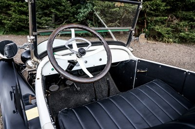 Lot 121 - 1922 Studebaker Light Six Tourer
