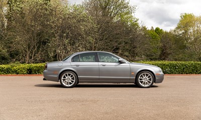 Lot 126 - 2007 Jaguar S-Type R