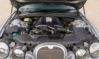 Lot 126 - 2007 Jaguar S-Type R