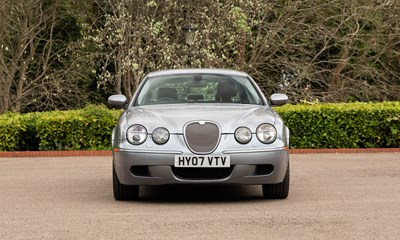 Lot 126 - 2007 Jaguar S-Type R