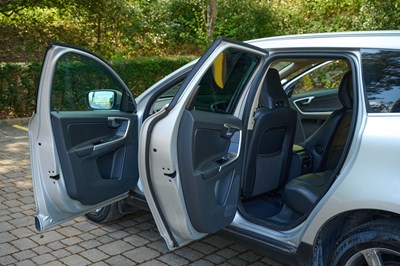 Lot 261 - 2012 Volvo XC60 SE AWD T6 Auto
