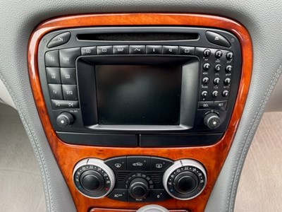 Lot 2003 Mercedes-Benz SL500