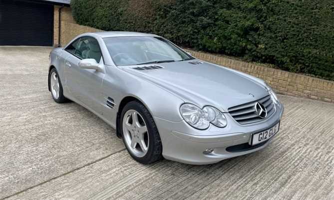 Lot 2003 Mercedes-Benz SL500