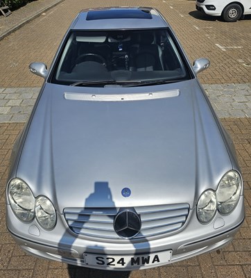 Lot 2003 Mercedes-Benz CLK 320 Elegance