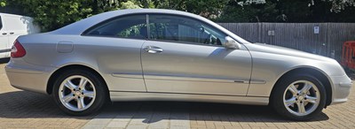 Lot 2003 Mercedes-Benz CLK 320 Elegance