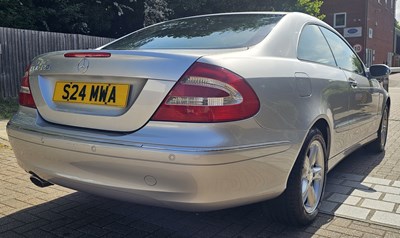 Lot 2003 Mercedes-Benz CLK 320 Elegance