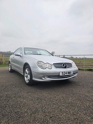 Lot 2003 Mercedes-Benz CLK 320 Elegance