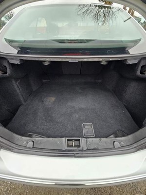 Lot 2003 Mercedes-Benz CLK 320 Elegance