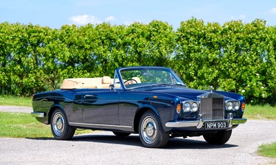 Lot 221 - 1969 Rolls-Royce Silver Shadow Drophead Coupé by Mulliner Park Ward