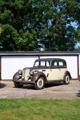 Lot 107 - 1947 Rover 16 Saloon