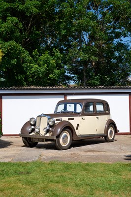 Lot 107 - 1947 Rover 16 Saloon