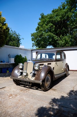 Lot 107 - 1947 Rover 16 Saloon