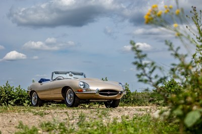 Lot 207 - 1963 Jaguar E-Type Series I Roadster (3.8 litre)